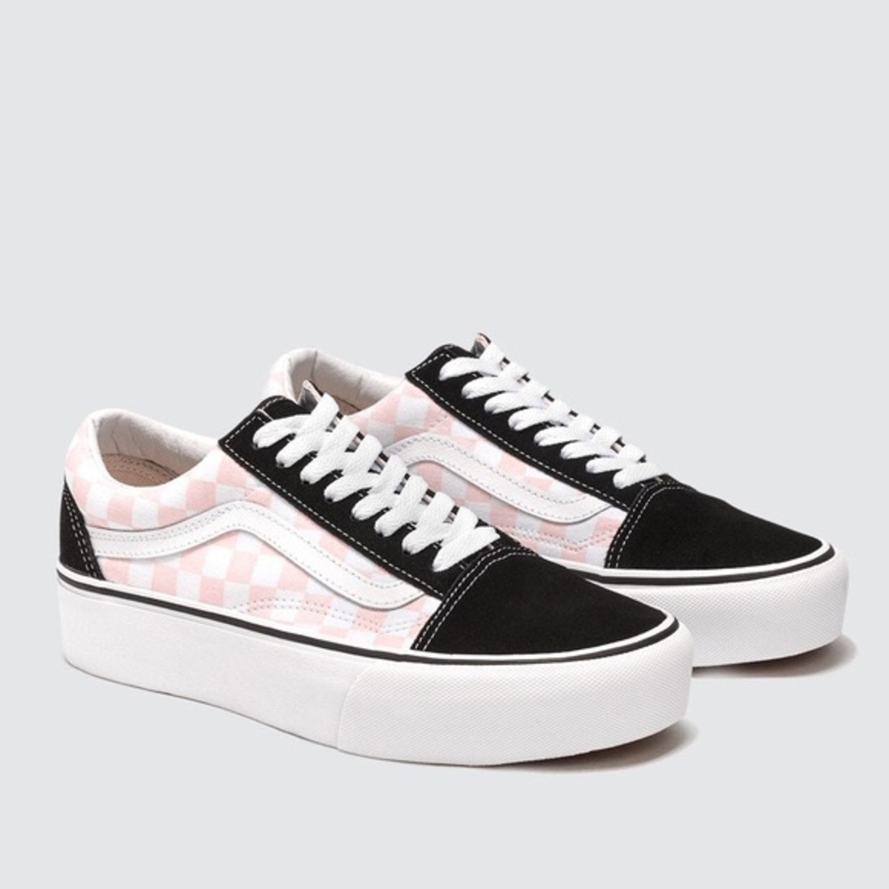 Vans platform checkered